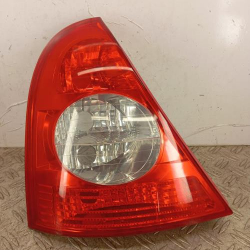 Feu arriere principal gauche (feux) RENAULT CLIO 2 CAMPUS