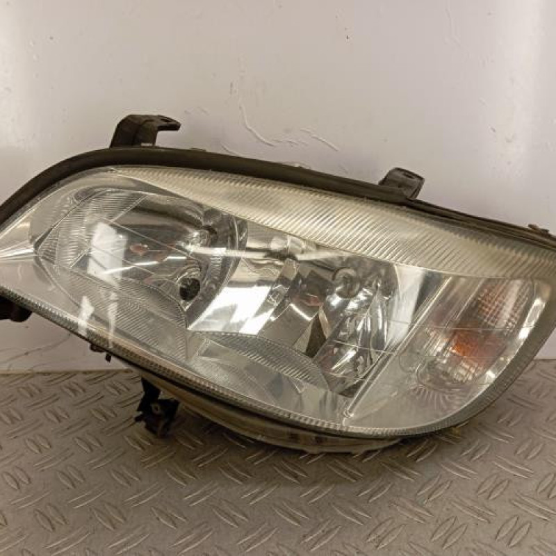 Optique avant principal gauche (feux)(phare) OPEL ZAFIRA A