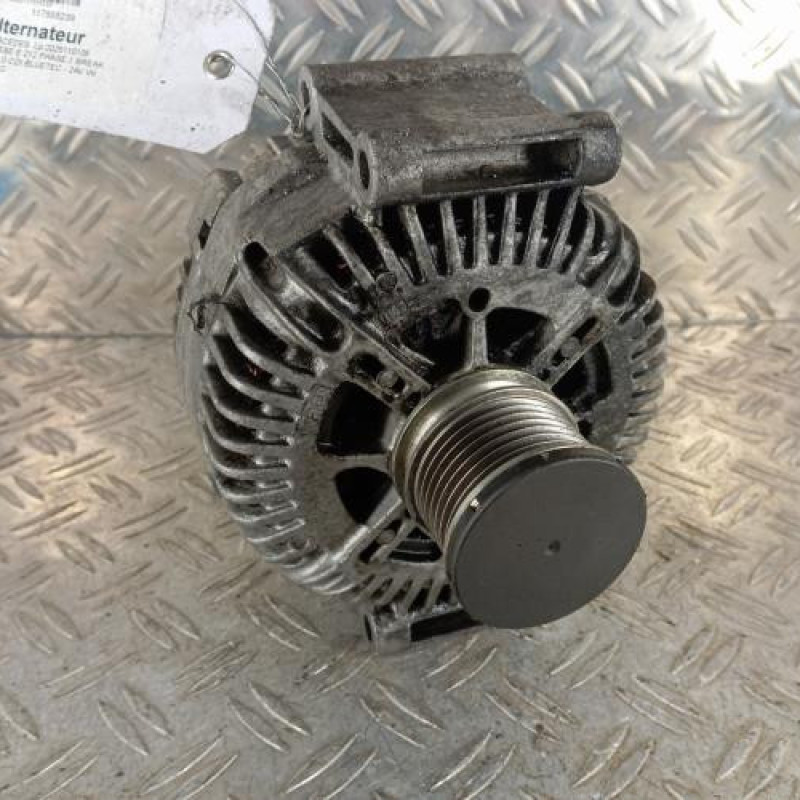 Alternateur MERCEDES CLASSE E 212 Alternateur MERCEDES CLASSE E 212