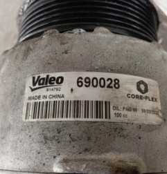 Compresseur clim MERCEDES CLASSE E 212 Photo n°4