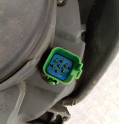 Optique avant principal droit (feux)(phare) FORD FIESTA 5 Photo n°6