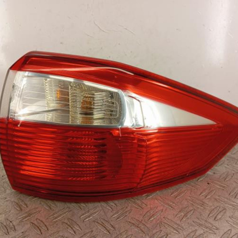 Feu arriere principal droit (feux) FORD C-MAX 2