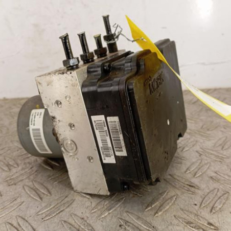 Bloc ABS (freins anti-blocage) HYUNDAI IX 20