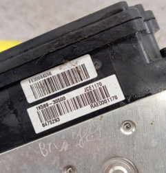 Bloc ABS (freins anti-blocage) HYUNDAI IX 20 Photo n°5