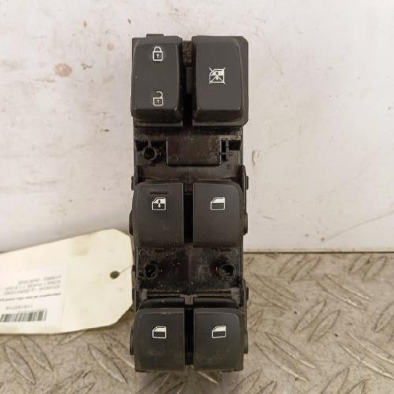 Interrupteur de leve vitre avant gauche HYUNDAI KONA 1