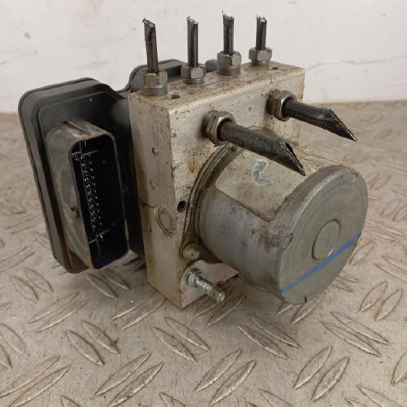 Bloc ABS (freins anti-blocage) RENAULT MASTER 3 Bloc ABS (freins anti-blocage) RENAULT MASTER 3