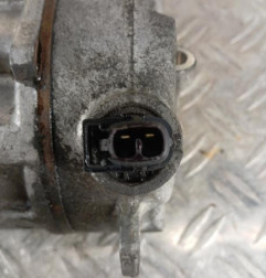 Compresseur clim OPEL CORSA D Photo n°3