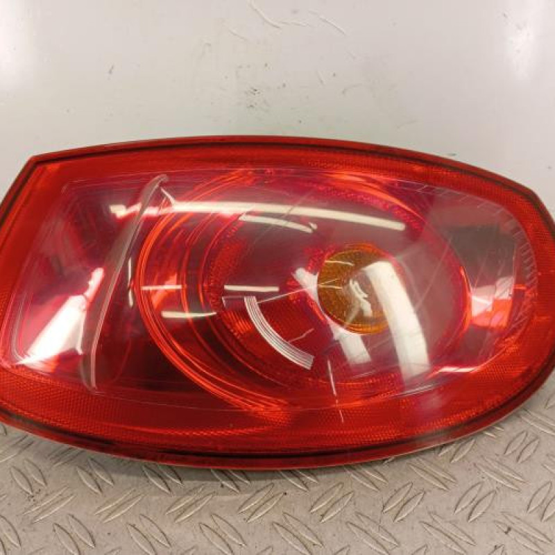 Feu arriere principal gauche (feux) FIAT BRAVO 2