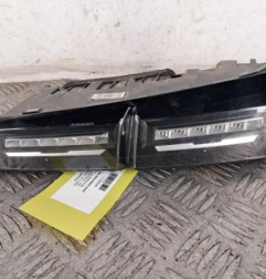 Feu arriere secondaire droit (feux) PEUGEOT 308 3 Photo n°1