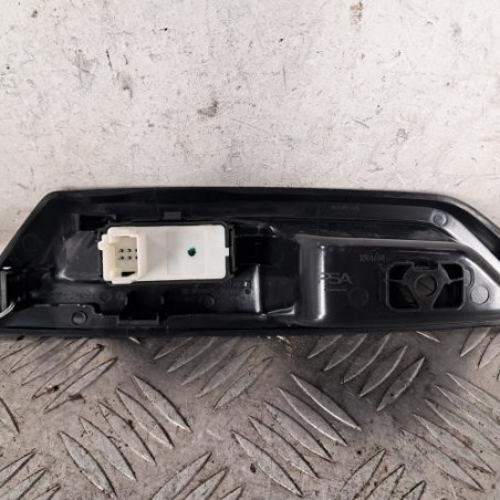 Interrupteur de leve vitre arriere droit PEUGEOT 308 3