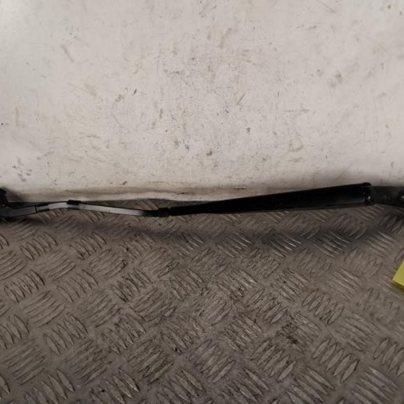 Bras essuie glace avant gauche PEUGEOT PARTNER 3