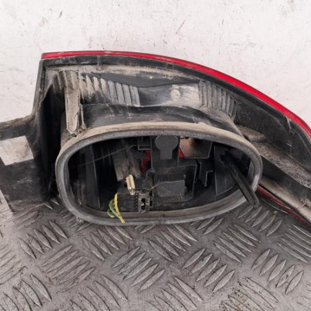 Feu arriere principal gauche (feux) RENAULT LAGUNA 2