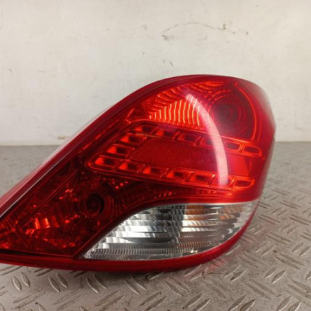 Feu arriere principal droit (feux) PEUGEOT 207 Photo n°1