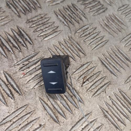 Interrupteur de leve vitre arriere droit FORD MONDEO 3 Photo n°1