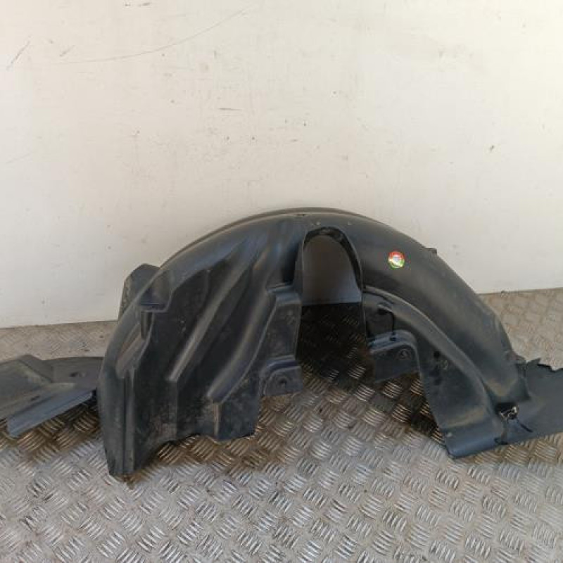 Pare boue arriere droit RENAULT CAPTUR 1