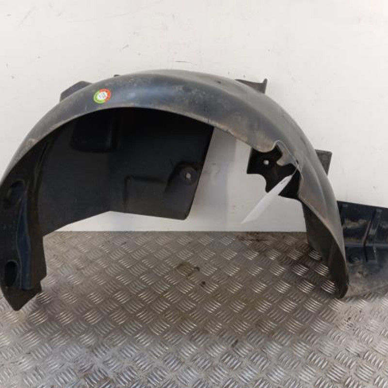 Pare boue arriere gauche RENAULT CLIO 4