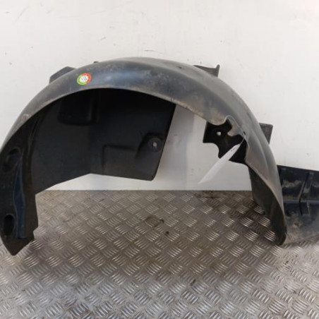 Pare boue arriere gauche RENAULT CLIO 4 Photo n°1
