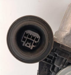 Leve vitre electrique avant droit SUZUKI SWIFT 3