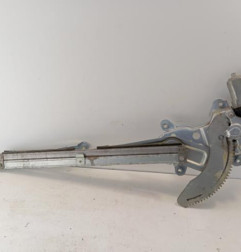 Leve vitre electrique avant droit SUZUKI SWIFT 3 Photo n°3