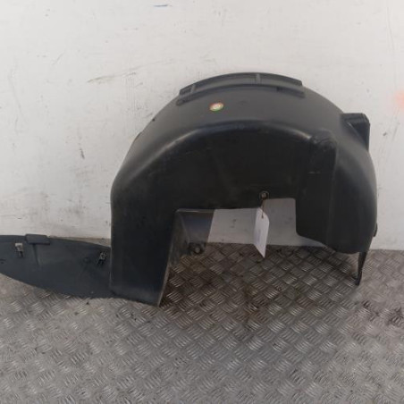 Pare boue arriere gauche CITROEN C4 GRAND SPACETOURER Photo n°1