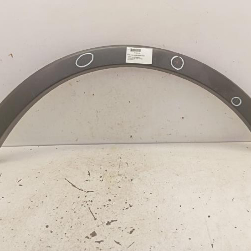 Extension d'aile avant droit FORD FOCUS 4