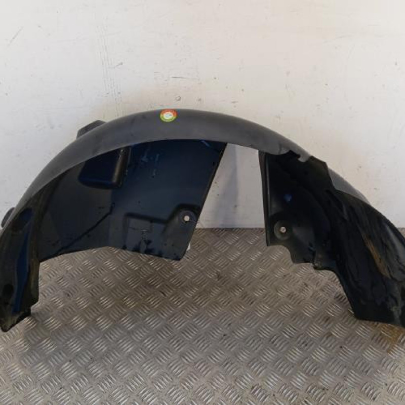 Pare boue arriere gauche RENAULT CLIO 4