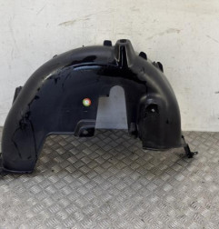 Pare boue arriere gauche PEUGEOT 208 1