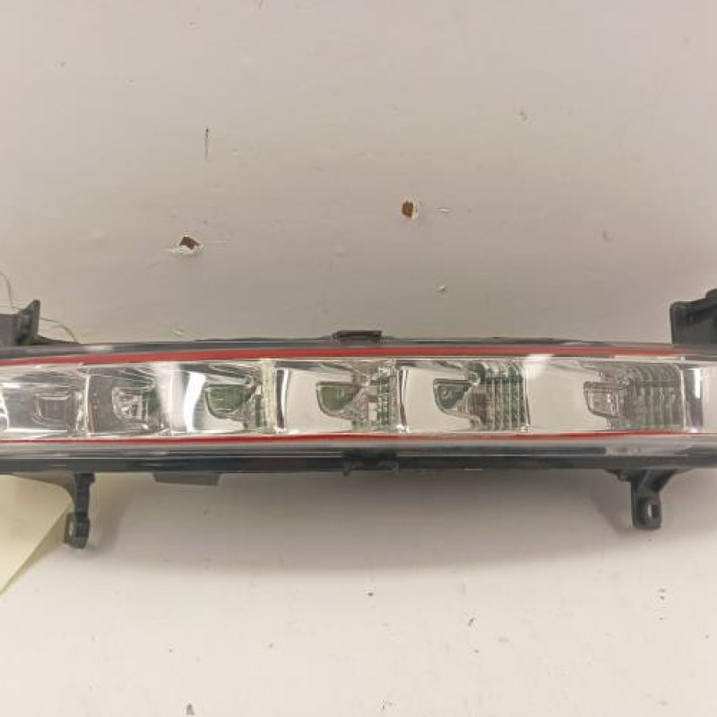 Feu diurne avant gauche CITROEN C4 PICASSO 1 Feu diurne avant gauche CITROEN C4 PICASSO 1