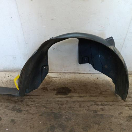 Pare boue arriere droit PEUGEOT 3008 1
