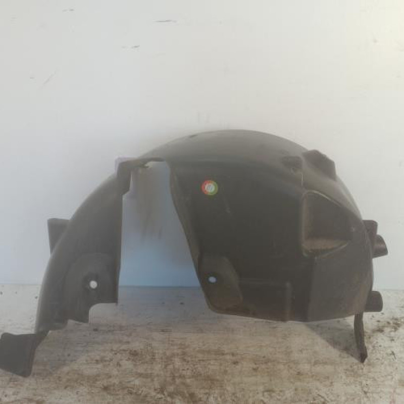 Pare boue arriere gauche RENAULT CLIO 4
