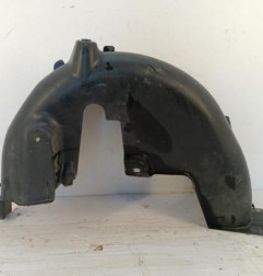 Pare boue arriere droit PEUGEOT 208 1
