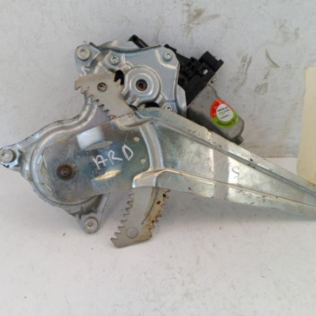 Leve vitre electrique arriere droit SUZUKI SWIFT 4 Photo n°1