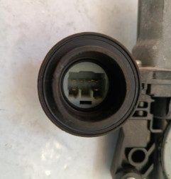 Leve vitre electrique avant droit SUZUKI SWIFT 4 Photo n°3