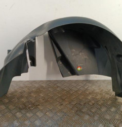 Pare boue arriere droit RENAULT CLIO 4 Photo n°1