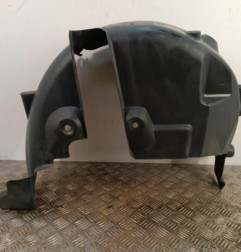 Pare boue arriere gauche RENAULT CLIO 4