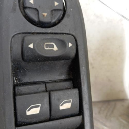 Interrupteur de leve vitre avant gauche PEUGEOT 308 1