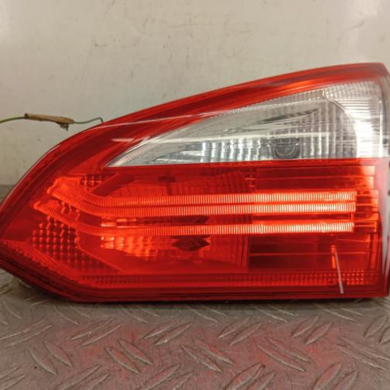 Feu arriere secondaire droit (feux) FORD FOCUS 3