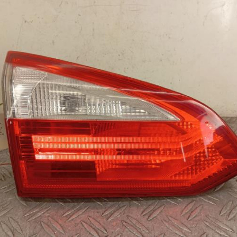 Feu arriere secondaire gauche (feux) FORD FOCUS 3