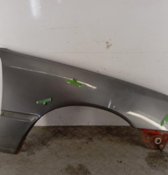 Aile avant droit PEUGEOT 205 Photo n°1