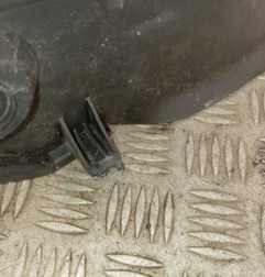 Pare boue avant gauche CITROEN DS5 Photo n°3