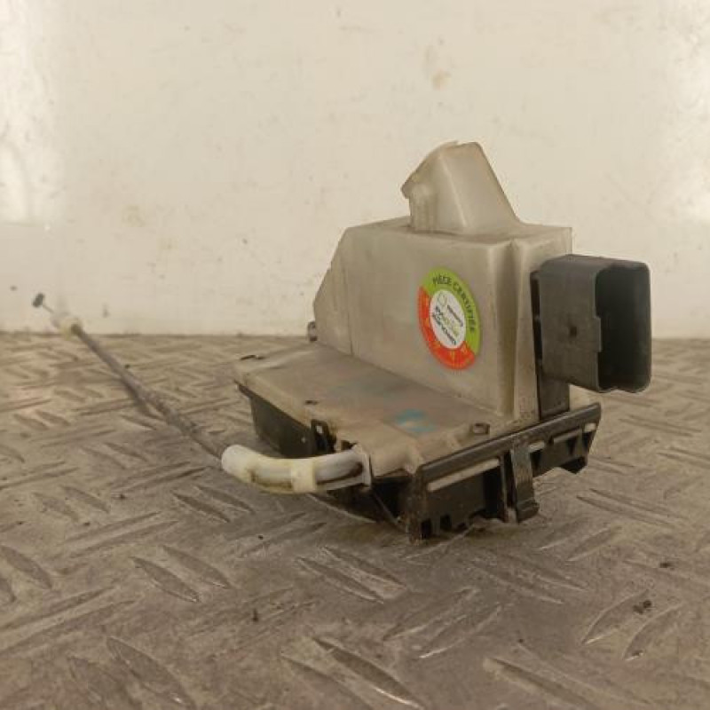 Serrure avant droit CITROEN DS5 Serrure avant droit CITROEN DS5