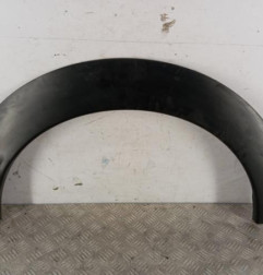 Extension d'aile arriere droit CITROEN C4 CACTUS Photo n°1