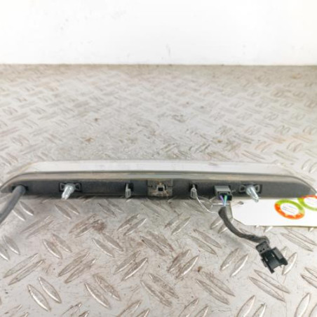 Feu arriere stop central PEUGEOT 2008 1