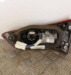 Feu arriere secondaire gauche (feux) TOYOTA YARIS 3