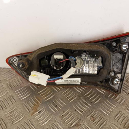 Feu arriere secondaire gauche (feux) TOYOTA YARIS 3