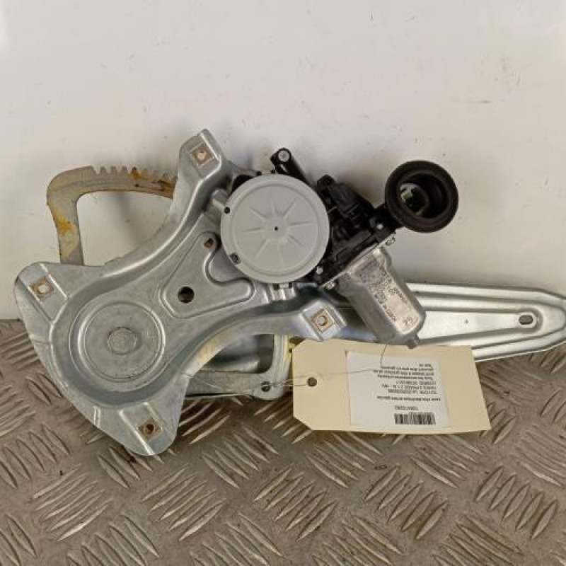Leve vitre electrique arriere gauche TOYOTA YARIS 3