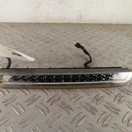 Feu arriere stop central PEUGEOT 2008 1 Photo n°1