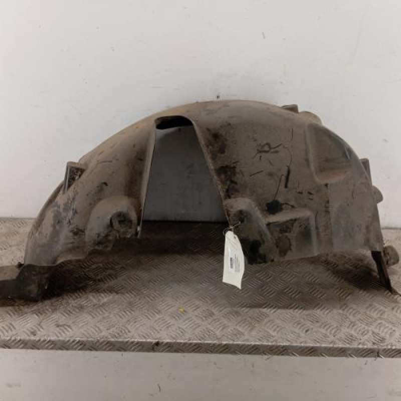 Pare boue arriere gauche RENAULT CLIO 4