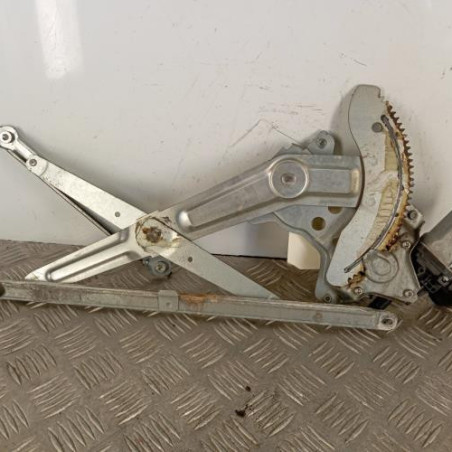 Leve vitre electrique avant droit SUZUKI SWIFT 3