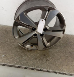 Jante PEUGEOT 308 2 SW Photo n°1